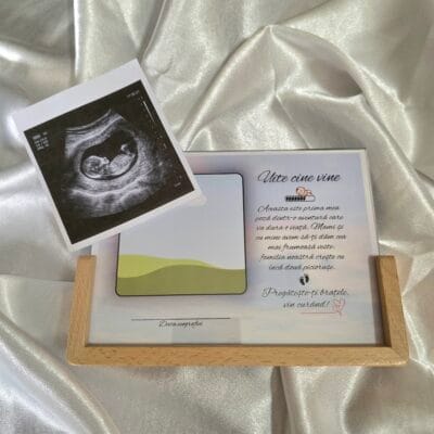 Cadou pentru viitorul tătic – Ramă foto personalizabilă – Anunț sarcină cu ecografie, 12×17 cm, lemn și plexiglas